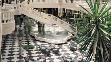 Cleopatra Palace - Mare Nostrum R.