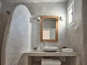 Cliff Side Suites