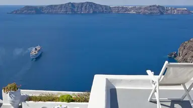 Cliff Side Suites