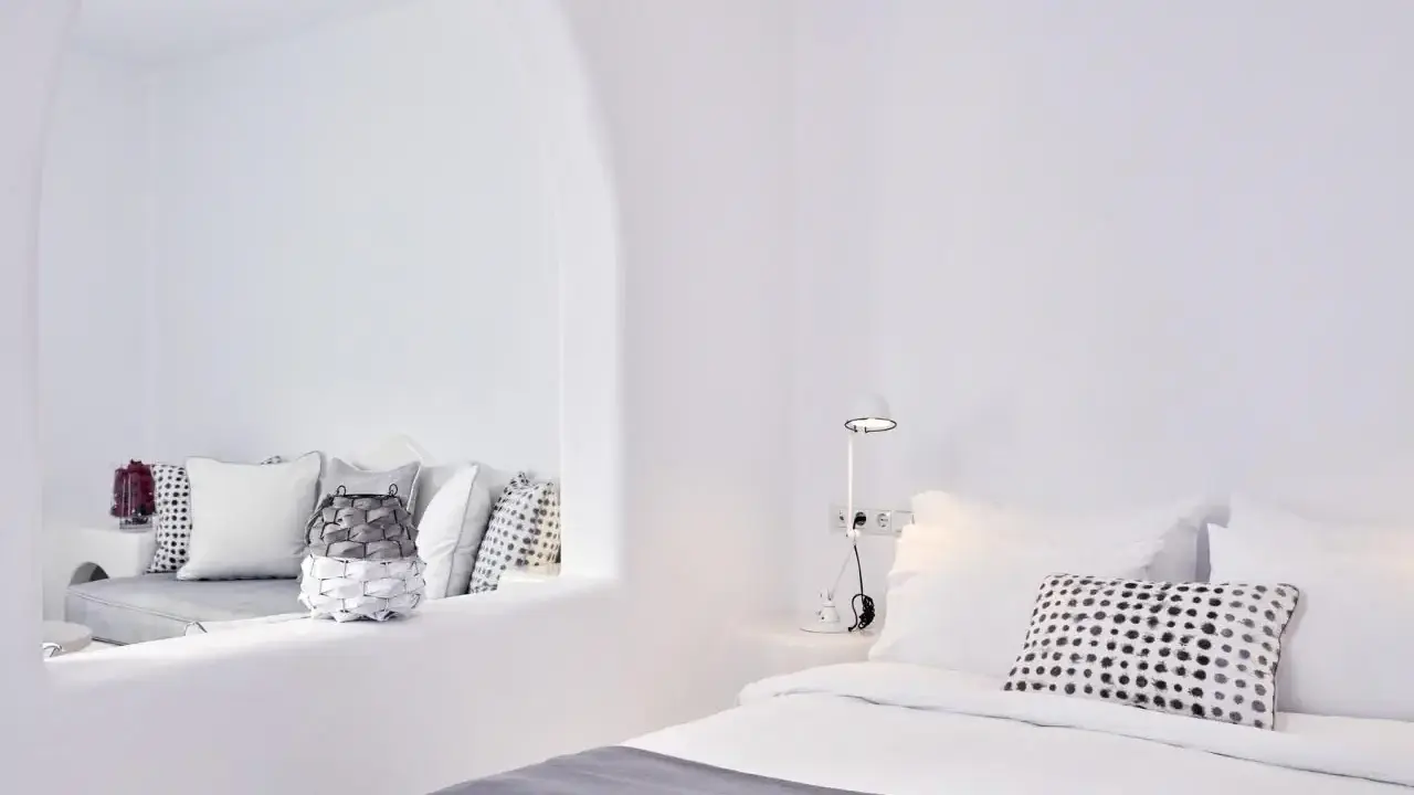 Cliff Side Suites