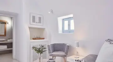 Cliff Side Suites