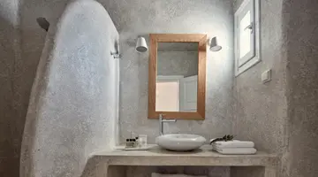 Cliff Side Suites