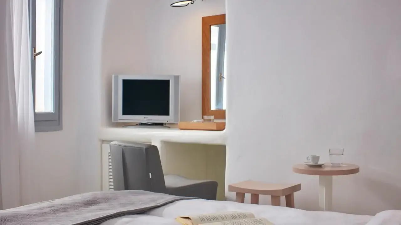 Cliff Side Suites
