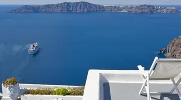 Cliff Side Suites