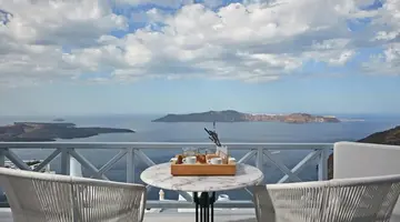 CLIFF SIDE SUITES