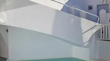 Cliff Side Suites