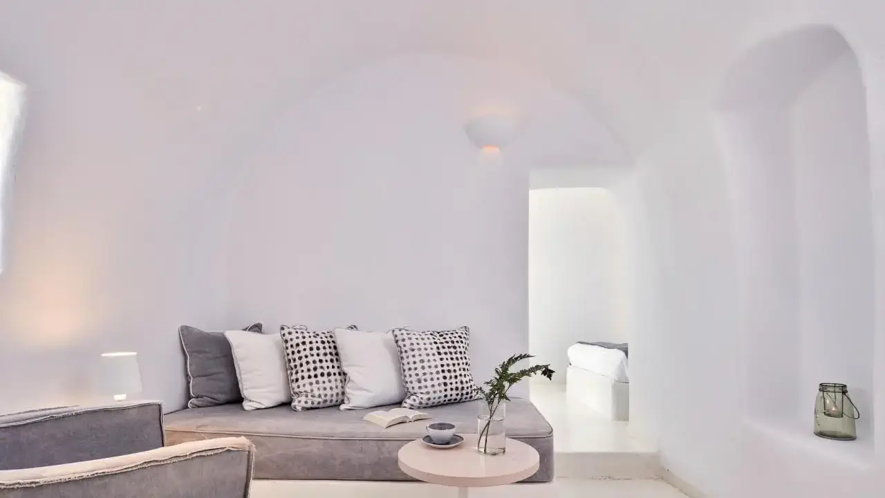 Cliff Side Suites