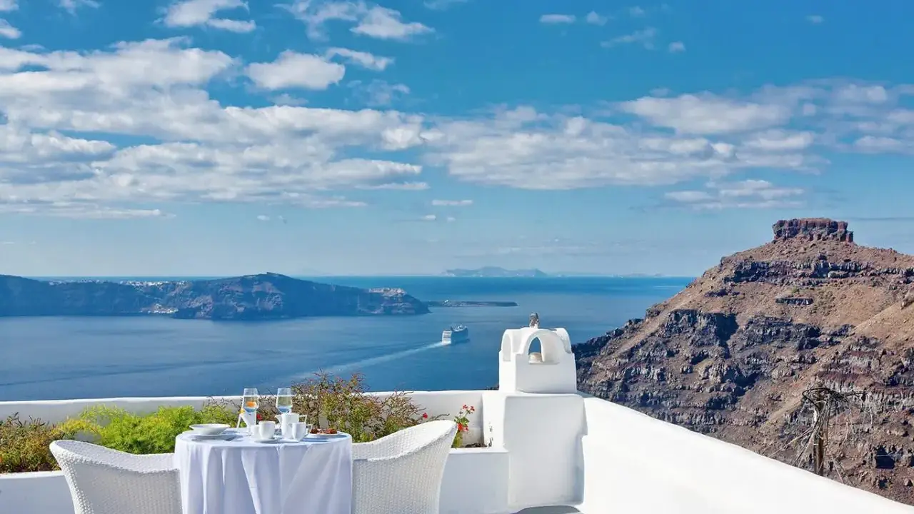 Cliffside Suites