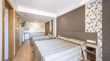 Climia 2Sleep Studios Benidorm