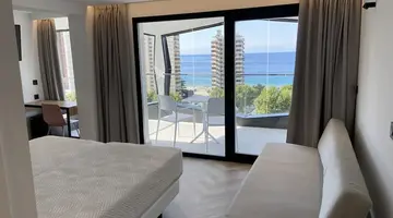Climia Belroy 4 Superior Hotel
