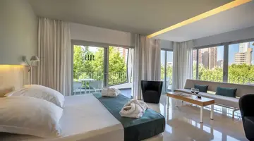 Climia Belroy 4 Superior Hotel