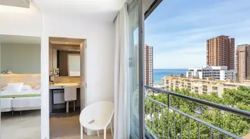 Climia Belroy 4 Superior Hotel