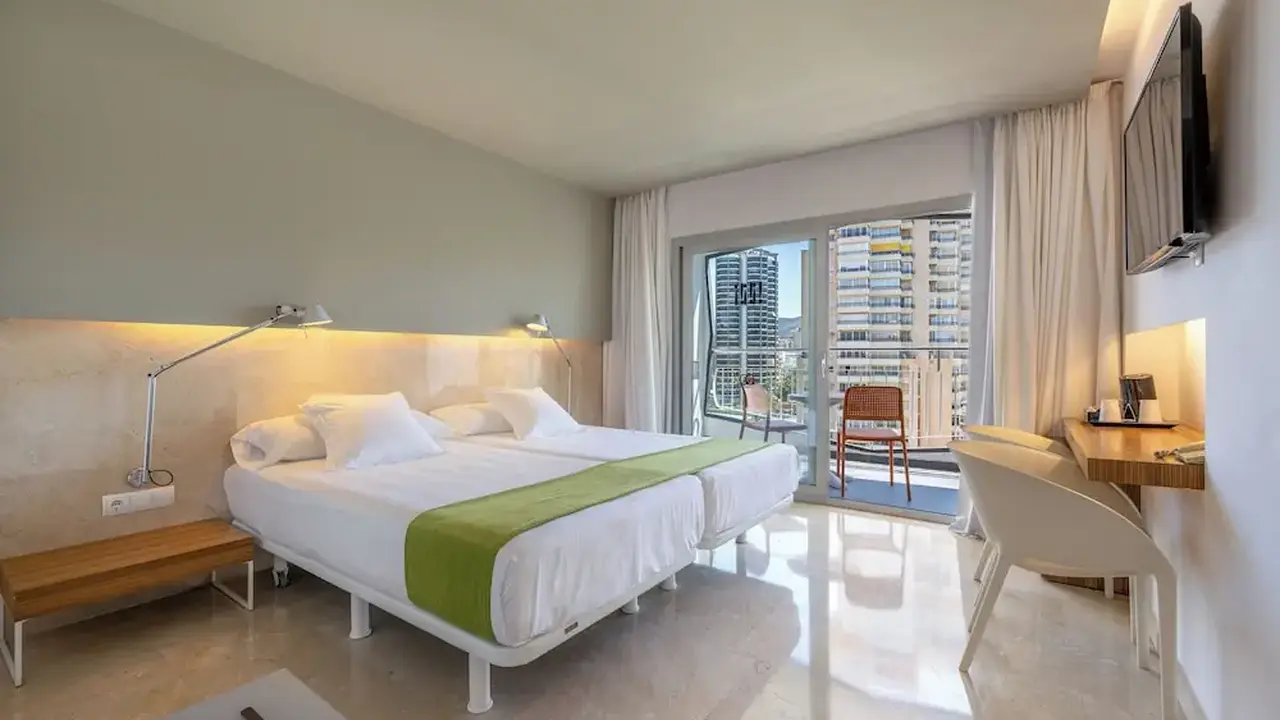 Climia Belroy 4 Superior Hotel