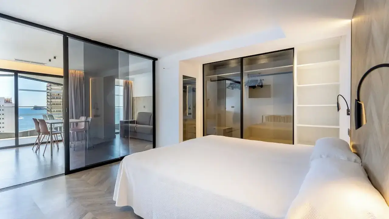 Climia Belroy 4 Superior Hotel