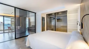 Climia Belroy 4 Superior Hotel