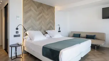 Climia Belroy 4 Superior Hotel