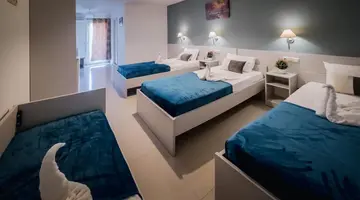 Cloud 9 Hotel