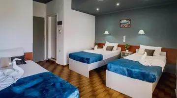 Cloud 9 Hotel