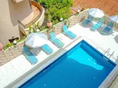 Cloud 9 Hotel