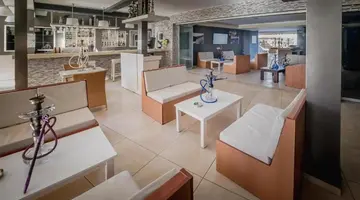 Cloud 9 Hotel