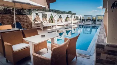 Cloud 9 Hotel