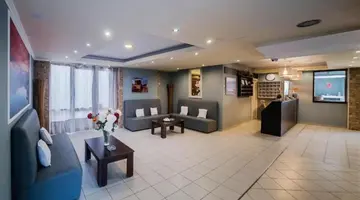 Cloud 9 Hotel