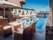 Cloud 9 Hotel
