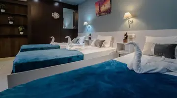 Cloud 9 Hotel