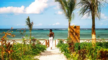 Clove Island Essence & Spa