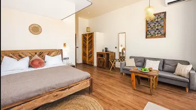 Clove Island Essence & Spa
