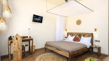 Clove Island Essence & Spa