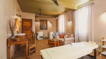 Clove Island Essence & SPA