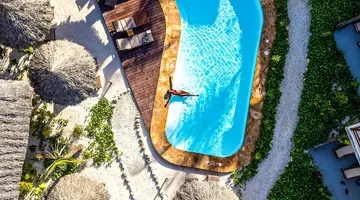 Clove Island Essence & Spa