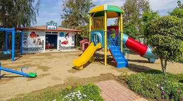 Clover Magic Park Beach