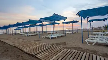 Clover Magic Park Beach