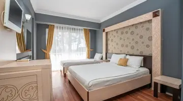 Club Aperion Beach Hotel