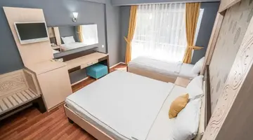 Club Aperion Beach Hotel