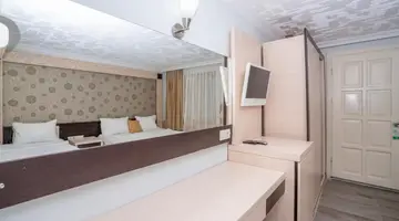 Club Aperion Beach Hotel