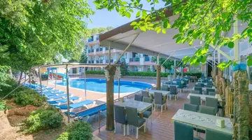 CLUB APERION BEACH HOTEL