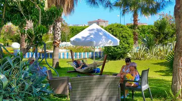 Club Aqua Plaza