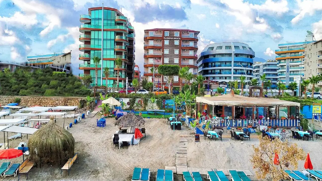 Club Bayar Beach Hotel