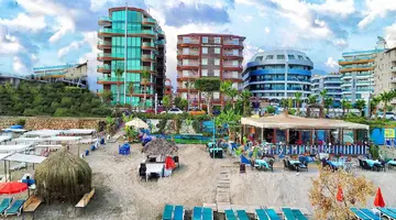 Club Bayar Beach Hotel
