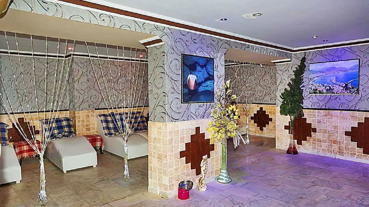 Club Bayar Beach Hotel