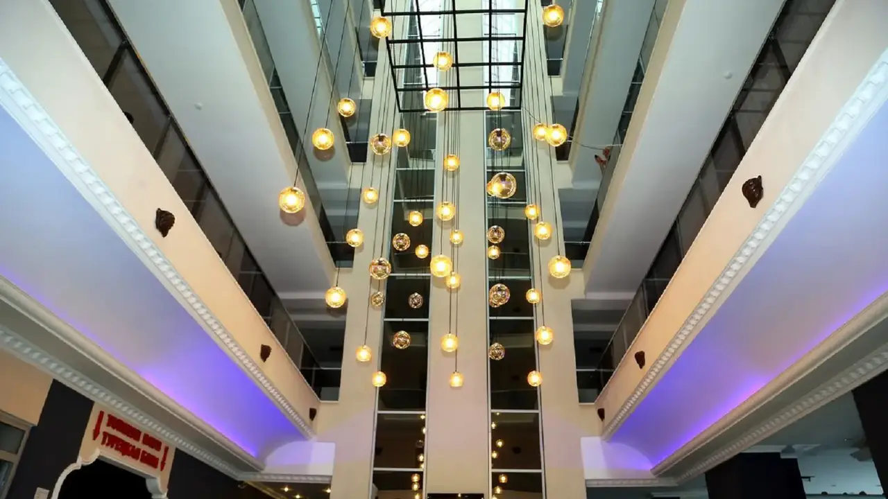 Club Bayar Beach Hotel