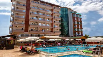 Club Bayar Beach Hotel