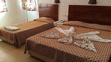 Club Bayar Beach Hotel