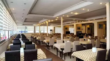 Club Bayar Beach Hotel