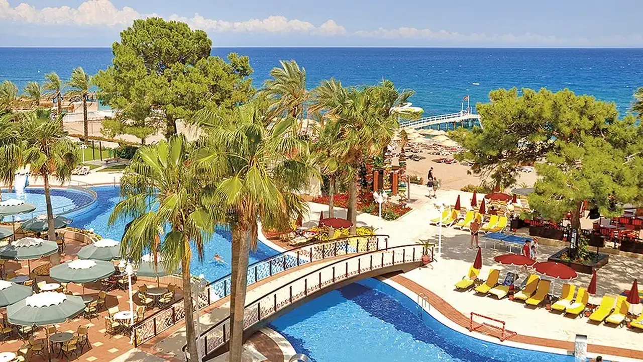 CLUB BORAN MARE BEACH
