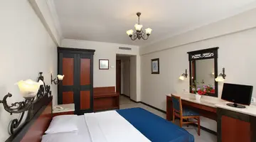 CLUB CACTUS PARADISE HOTEL