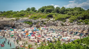 Club Cala Romani